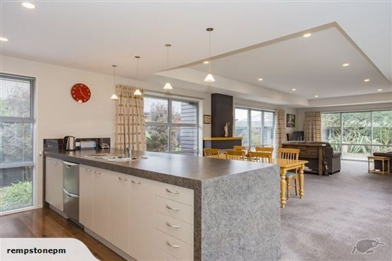 Photo of property in 28 Burbank Drive, Aidanfield, Christchurch, 8025