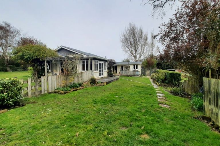 Photo of property in 260 Jacks Hill Road, Te Houka, Balclutha, 9273