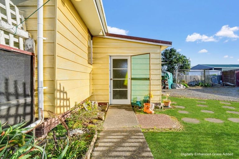 Photo of property in 3 Dawson Street, Foxton Beach, Foxton, 4815