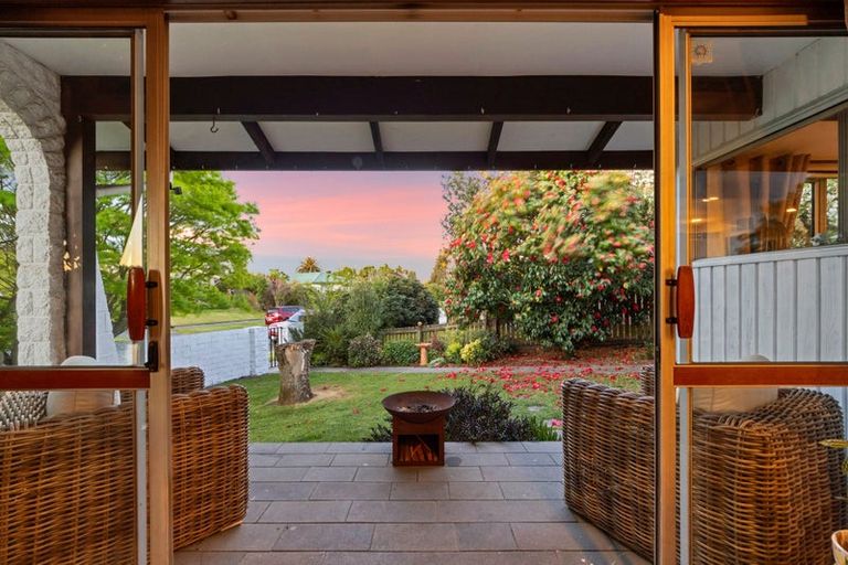 Photo of property in 73 Warren Crescent, Hillmorton, Christchurch, 8025