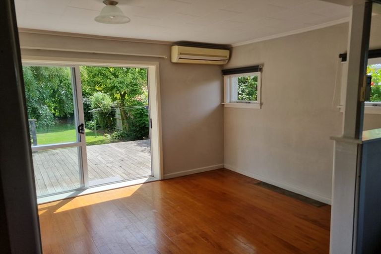 Photo of property in 166 Condell Avenue, Papanui, Christchurch, 8053