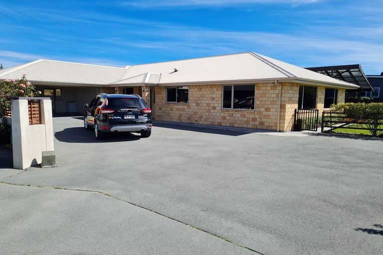 Photo of property in 22 Lakeland Avenue, Twizel, 7901