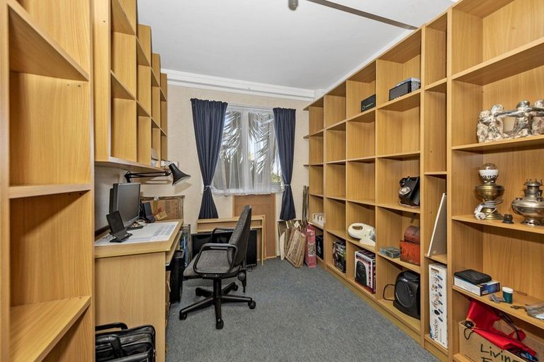 Photo of property in 115 Tuhikaramea Road, Dinsdale, Hamilton, 3204