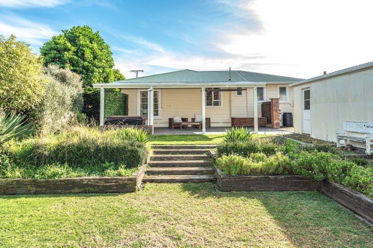 Photo of property in 12 Manuka Street, Castlecliff, Whanganui, 4501