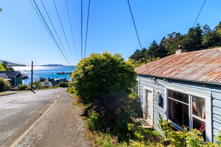 Photo of property in 17 Slant Street, Careys Bay, Port Chalmers, 9023