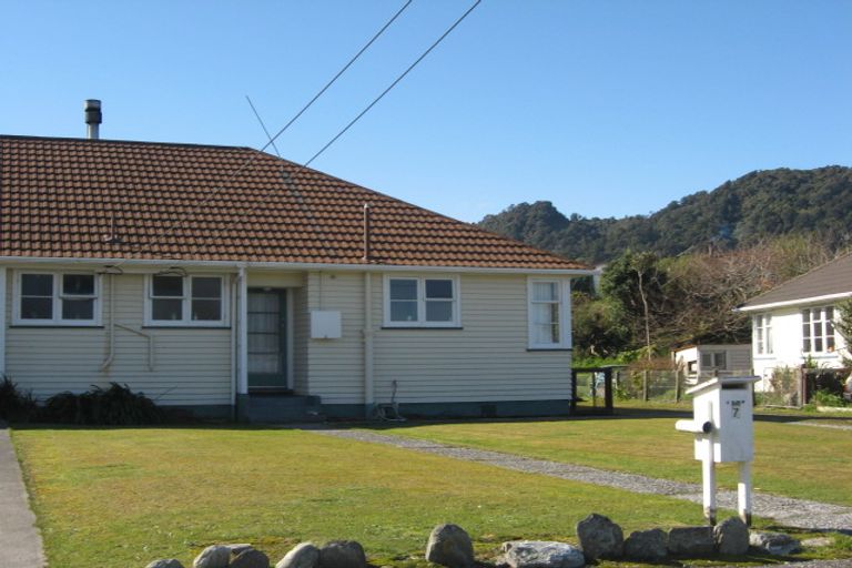Photo of property in 5-7 Mckane Place, Cobden, Greymouth, 7802