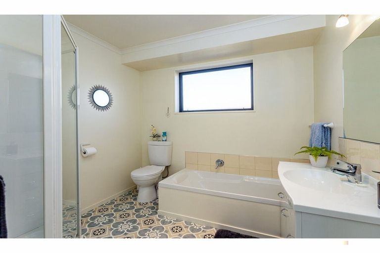 Photo of property in 240 Talbot Street, Geraldine, 7930