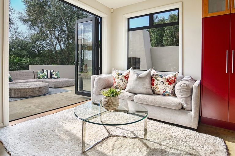 Photo of property in 388 Pine Valley Road, Dairy Flat, Silverdale, 0992