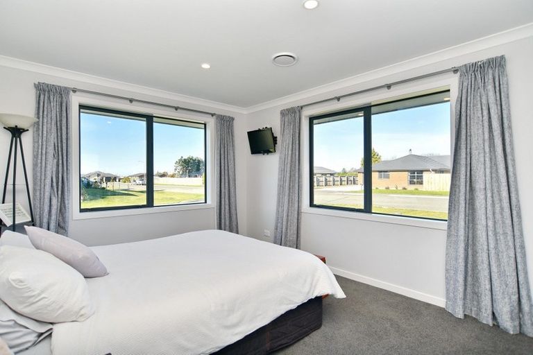 Photo of property in 8 Claremont Crescent, Amberley, 7410