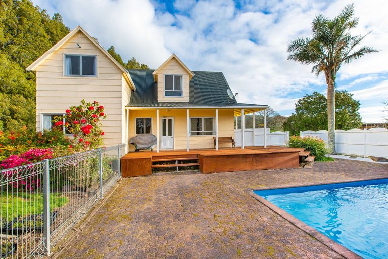 Photo of property in 39 Mangakino Road, Raglan, 3295