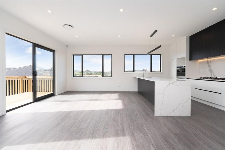 Photo of property in 36 Bella Vista Drive, Gulf Harbour, Whangaparaoa, 0930