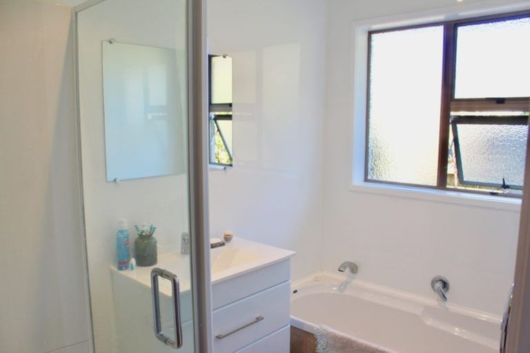 Photo of property in 129a Rangiuru Road, Otaki Beach, Otaki, 5512