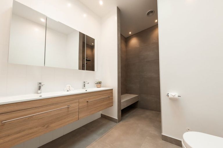 Photo of property in 16 Vanita Drive, Whitianga, 3510