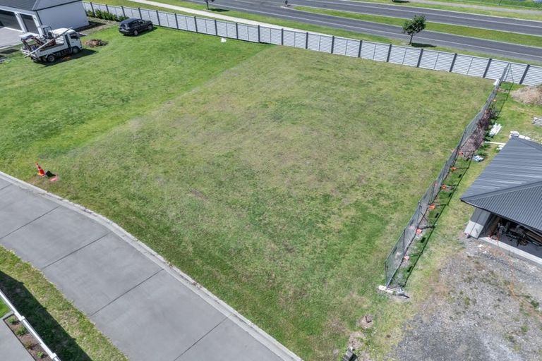 Photo of property in 8 Norma Way, Whitianga, 3510