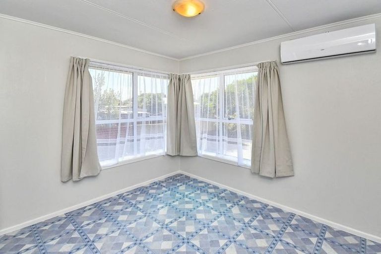 Photo of property in 18 Collett Road, Otara, Auckland, 2023
