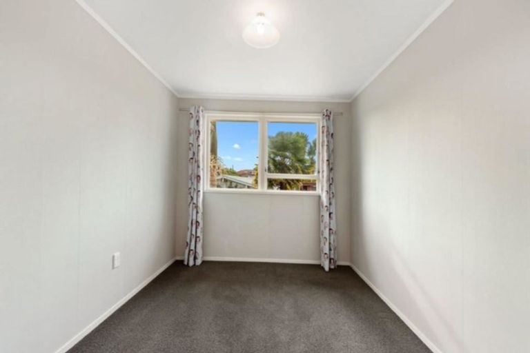 Photo of property in 11 Hall Road, Matua, Tauranga, 3110