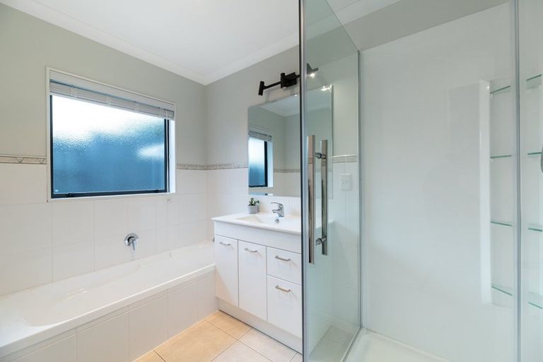 Photo of property in 18 Parnwell Place, Ohauiti, Tauranga, 3112