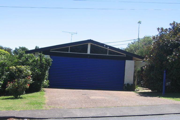Photo of property in 57 Stanley Avenue, Milford, Auckland, 0620