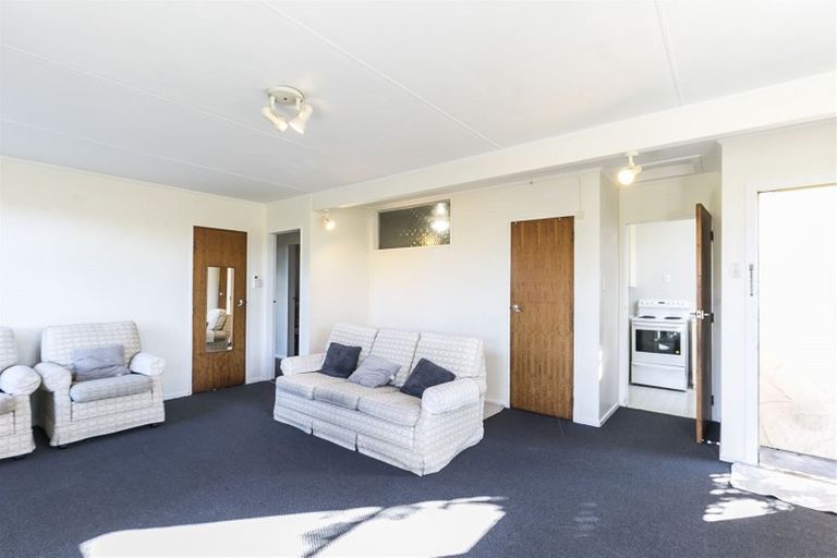 Photo of property in 15b Lenox Grove, Johnsonville, Wellington, 6037