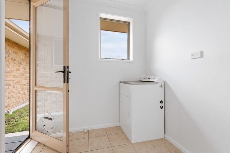 Photo of property in 22 Parnwell Place, Ohauiti, Tauranga, 3112