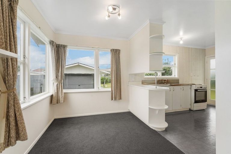 Photo of property in 9 Armagh Street, Levin, 5510