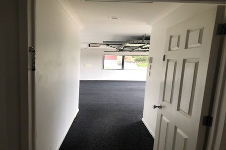 Photo of property in 35 Amberley Crescent, Bethlehem, Tauranga, 3110