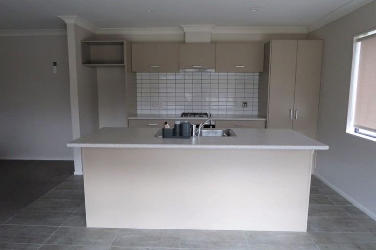 Photo of property in 9 Moonsail Drive, Whitby, Porirua, 5024