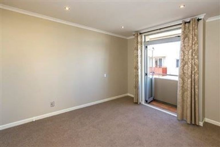 Photo of property in Marrakech Cafe, 73/305 Evans Bay Parade, Hataitai, Wellington, 6021