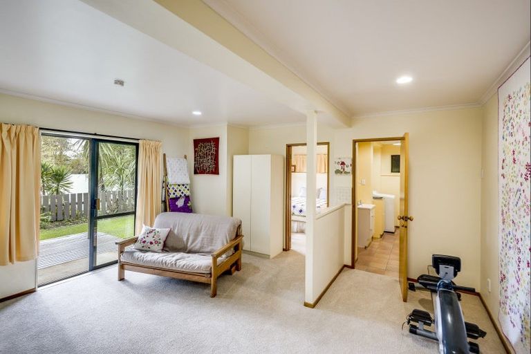 Photo of property in 59b Napier Terrace, Hospital Hill, Napier, 4110