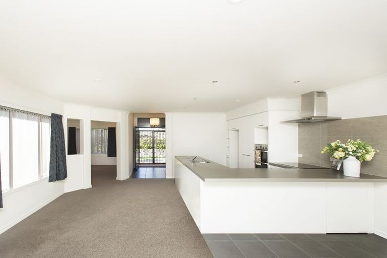 Photo of property in 2 Mckenzie Place, Matamata, 3400