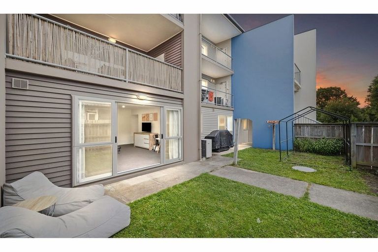 Photo of property in 1/30 Mathesons Road, Phillipstown, Christchurch, 8011