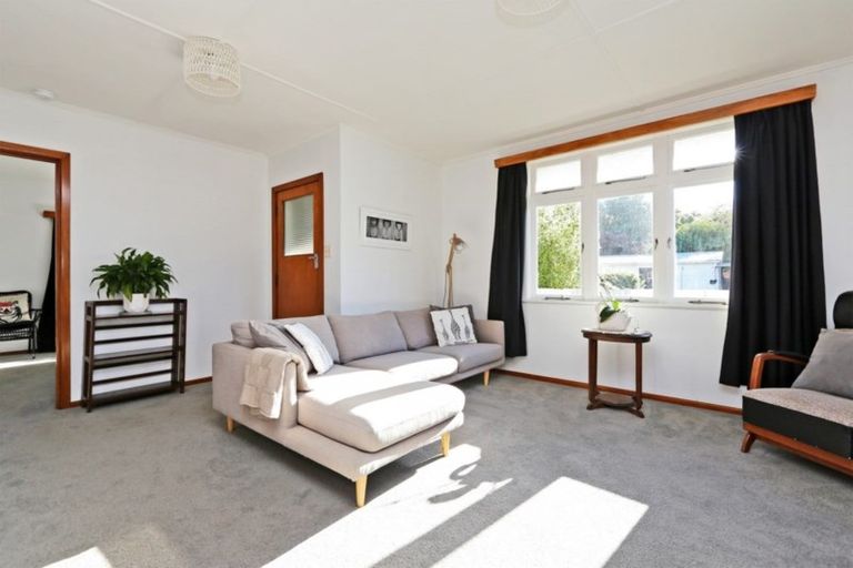 Photo of property in 21 Hyla Road, Haumoana, 4102