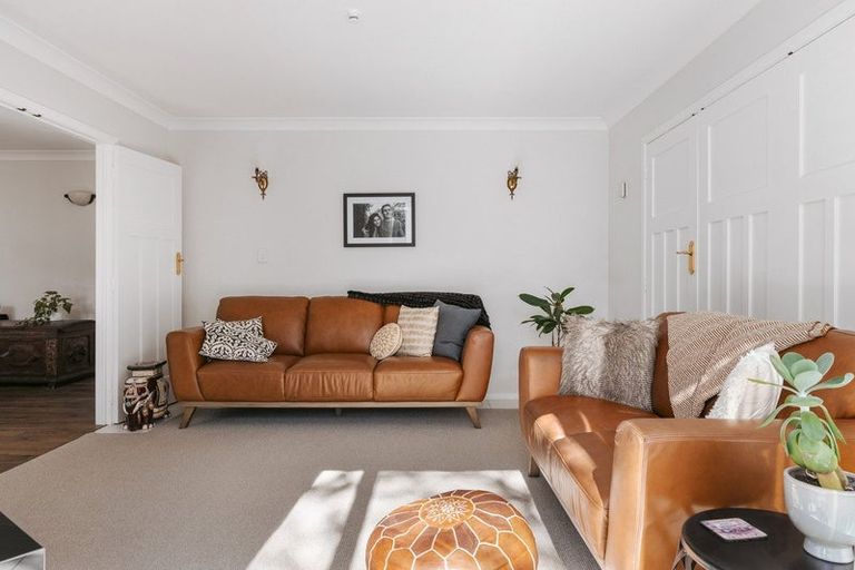 Photo of property in 15 Knightsbridge Place, Bethlehem, Tauranga, 3110