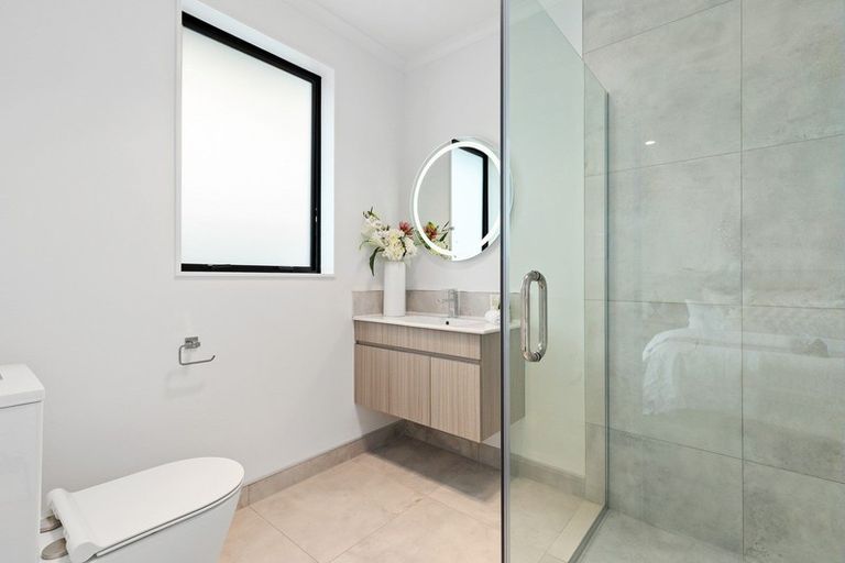 Photo of property in 11 Sydney Place, Flagstaff, Hamilton, 3210