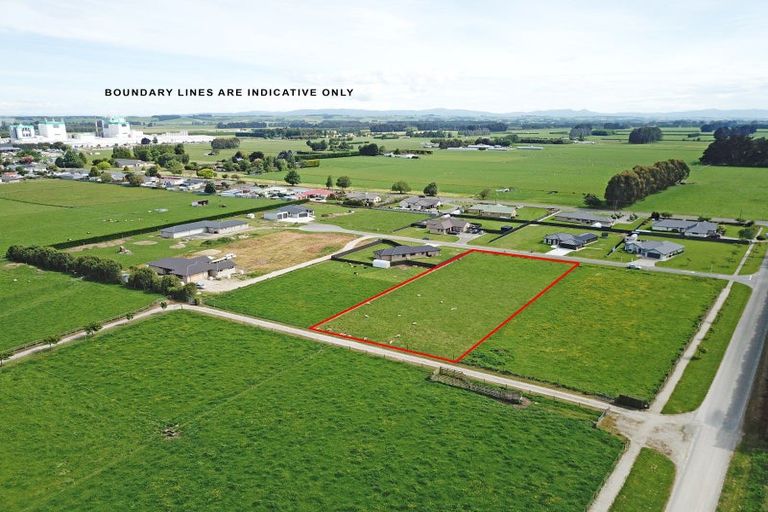 Photo of property in 7 Tui Place, Edendale, 9893