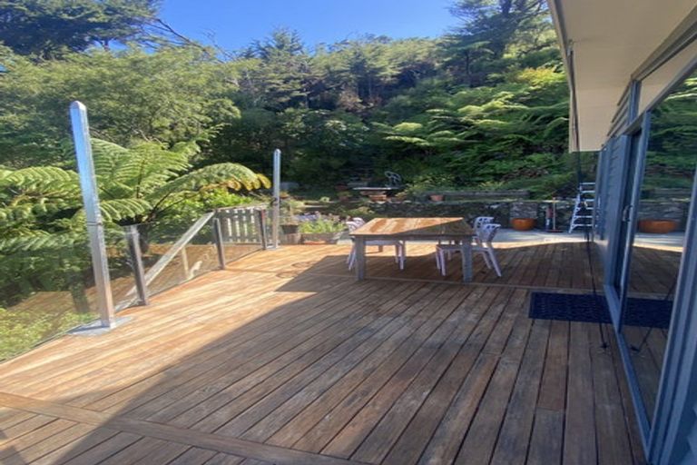 Photo of property in 23 Kotari Road, Days Bay, Lower Hutt, 5013