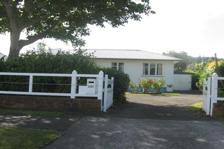 Photo of property in 297 Somme Parade, Aramoho, Whanganui, 4500