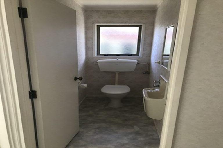 Photo of property in 37 Manse Road, Pahurehure, Papakura, 2113