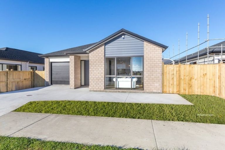 Photo of property in 6 Lavey Road, Flat Bush, Auckland, 2019