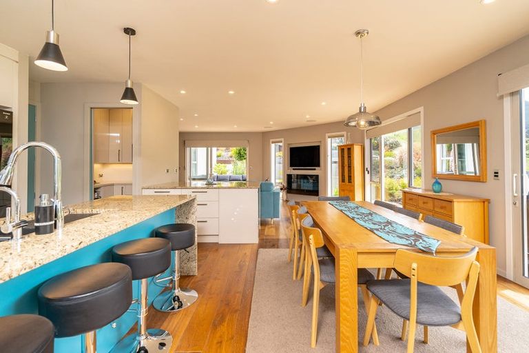 Photo of property in 19 Glendermid Close, Sawyers Bay, Port Chalmers, 9023