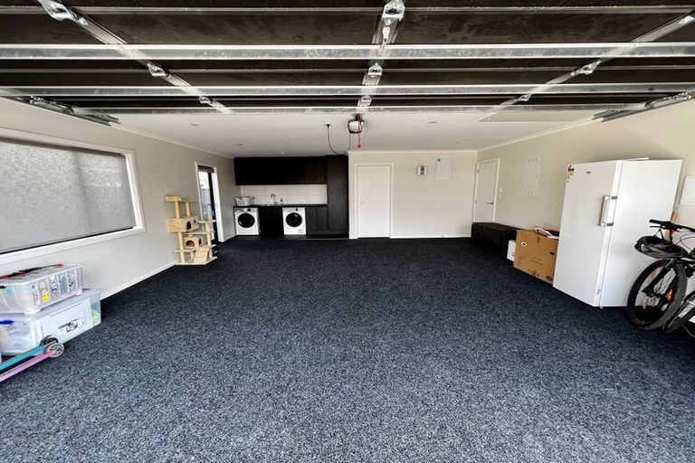 Photo of property in 74 Cologne Street, Martinborough, 5711