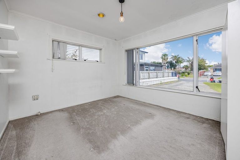 Photo of property in 76 Mclean Avenue, Papatoetoe, Auckland, 2025