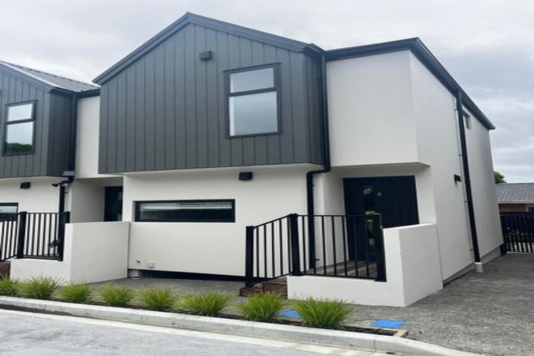 Photo of property in 5/48 Glen Road, Stokes Valley, Lower Hutt, 5019