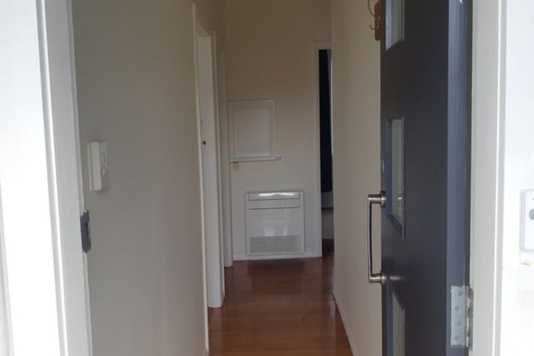 Photo of property in 78 Strathmore Avenue, Strathmore Park, Wellington, 6022