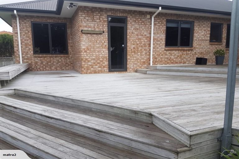 Photo of property in 157e Colwill Road, Massey, Auckland, 0614