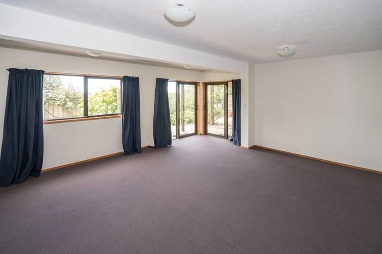 Photo of property in 10 Santa Maria Avenue, Mount Pleasant, Christchurch, 8081