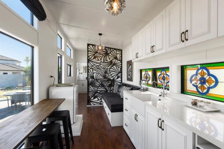 Photo of property in 184 Paetawa Road, Peka Peka, Waikanae, 5391