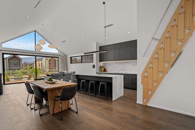 Photo of property in 10 Taurus Lane, Jacks Point, 9371