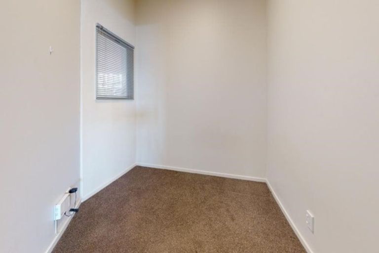 Photo of property in Stadium Garden Flats, 314/107 Thorndon Quay, Pipitea, Wellington, 6011