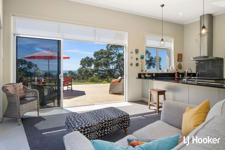 Photo of property in 153 Koutunui Road, Athenree, Katikati, 3177